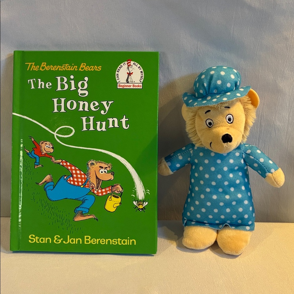 NEW The Berenstain Bears The big honey hunt vintage book and mama bear plush set